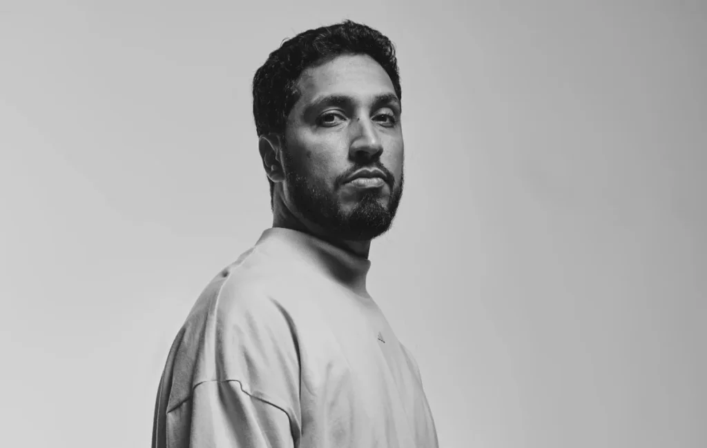 Rashid lança “Um Novo Tom” com Ajuliacosta e revisita faixa marcante do álbum PORTAL