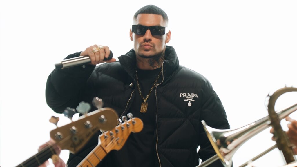 Filipe Ret lança “Ao Vivo no Sonastério” com releituras de “Nume”