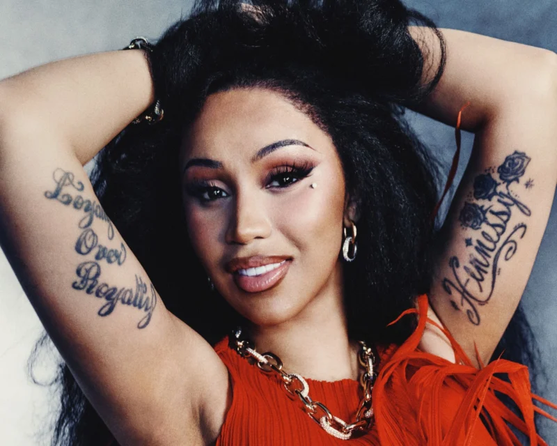 Cardi B faz história com certificação Diamante de ‘WAP’ Cardi B faz história com certificação Diamante de 'WAP'