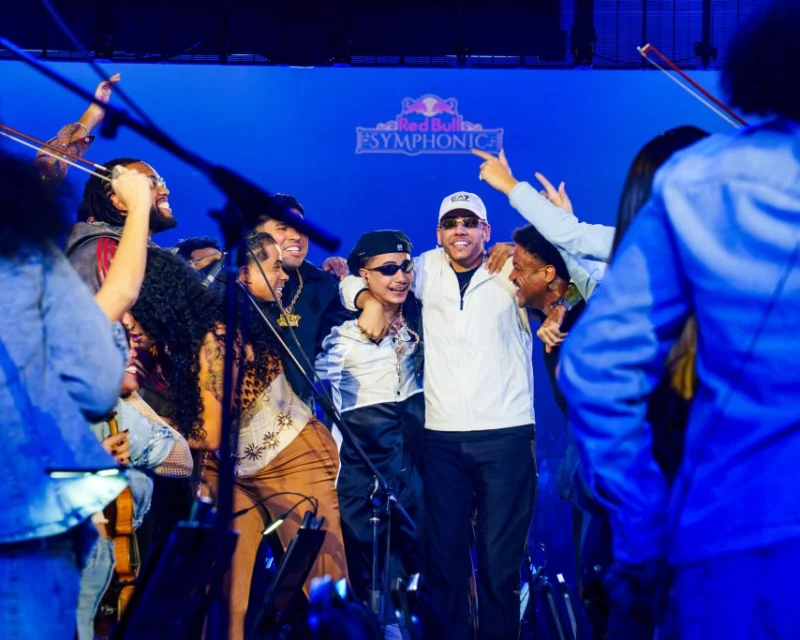 MC Hariel transforma teatro em baile funk na estreia do Red Bull Symphonic MC Hariel transforma teatro em baile funk na estreia do Red Bull Symphonic